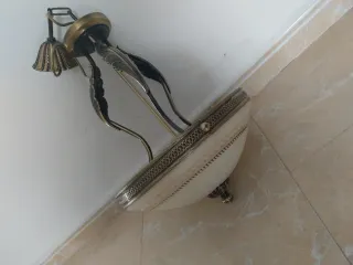 Lámpara de techo de cristal y metal