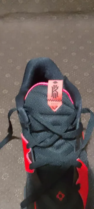 Zapatillas Nike Kyrie Low 5 Negro/Rojo