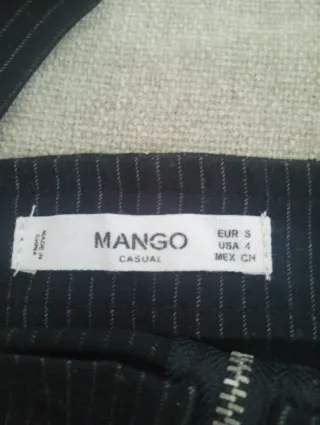 Peto pana negro cremallera frontal