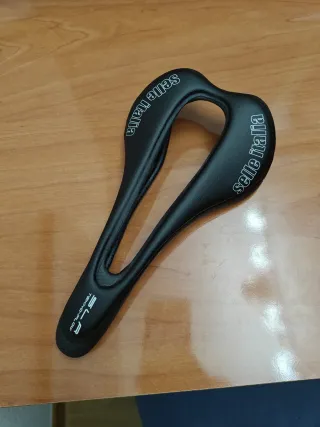 Sillín Selle Italia SLR Tekno-Flow Carbono