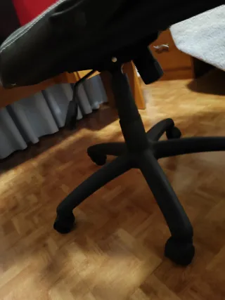 Silla estudio/gaming negra y roja