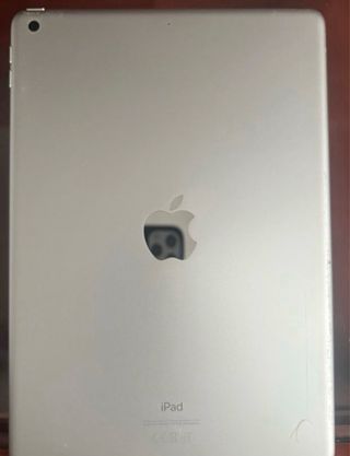 iPad Air 8ª Gen 32GB Plata