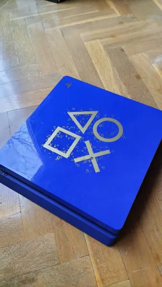 Consola PS4 Edición Limitada Days of Play Azul
