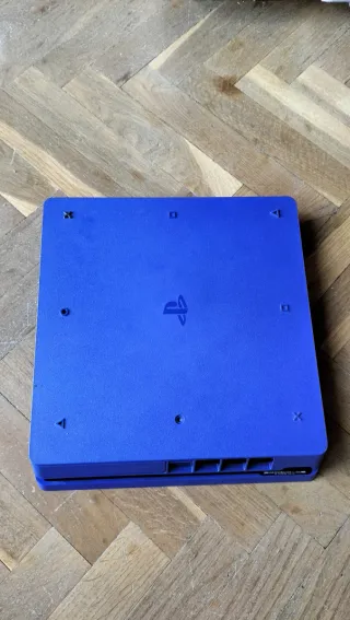 Consola PS4 Edición Limitada Days of Play Azul