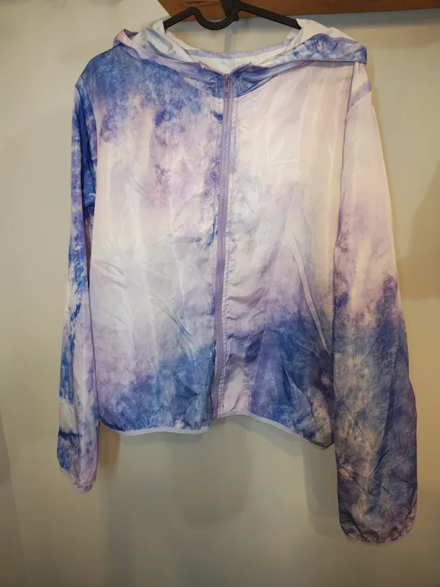 Cortavientos running sin estrenar