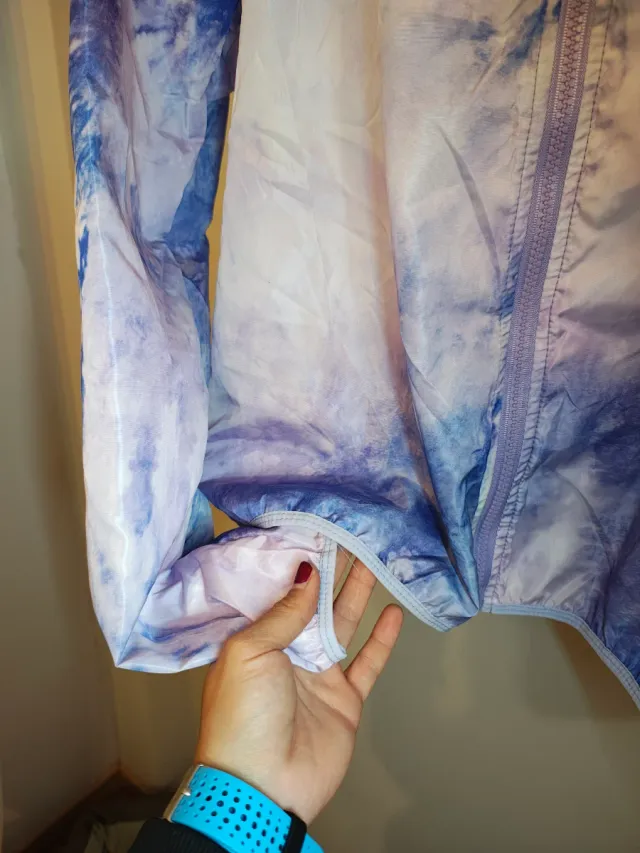 Cortavientos running sin estrenar