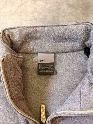 Chaqueta Nike Gris Talla M