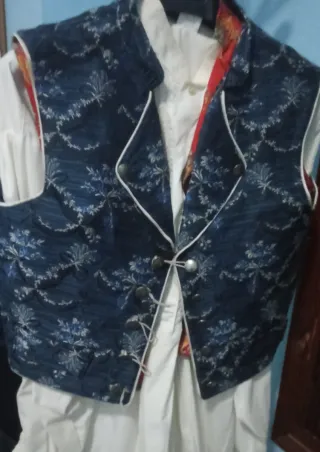 Traje fallero azul y blanco Traje de fallero rojo