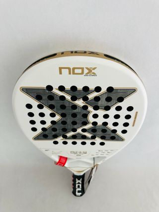 Pala NOX AT10 Genius 12K Alum Xtrem 2026 — Nueva
