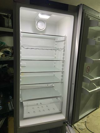 Nevera LIEBHERR combi acero inoxidable