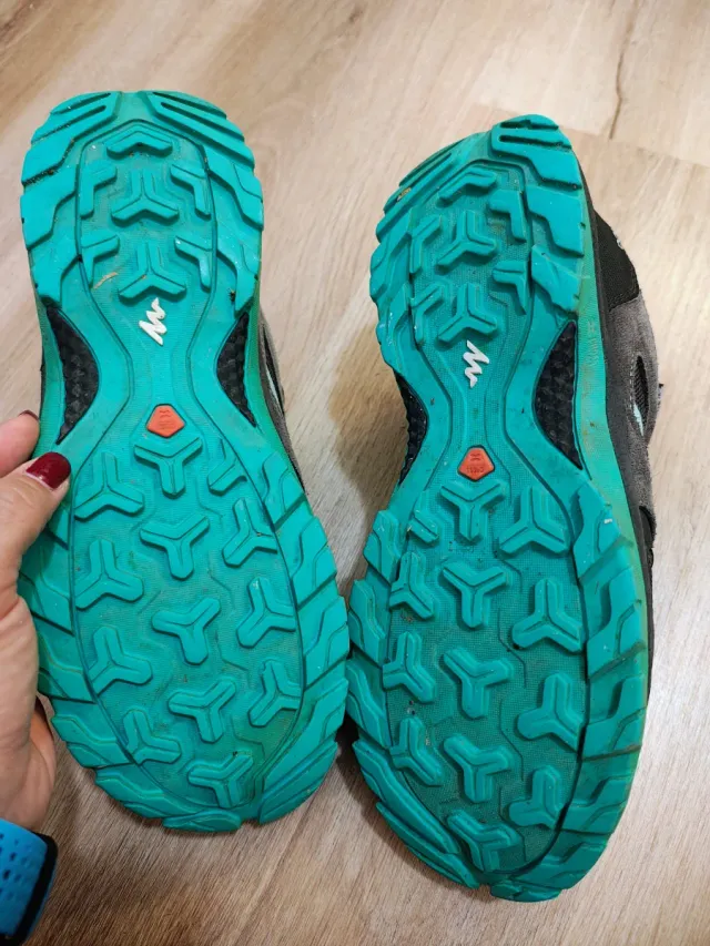 Zapatillas Trekking Quechua Talla 39