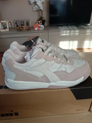 Scarpe donna Diadora rosa e bianche