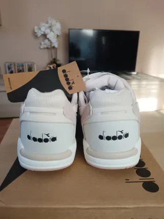 Scarpe donna Diadora rosa e bianche