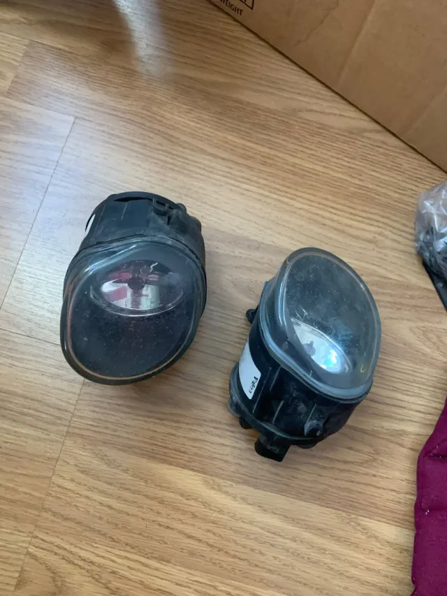 Audi a3 8l antiniebla derecho e izquierdo original