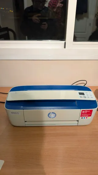 Impresora HP DeskJet 3760 Azul y Blanca