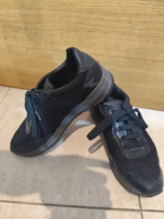Tenis Geox Negros