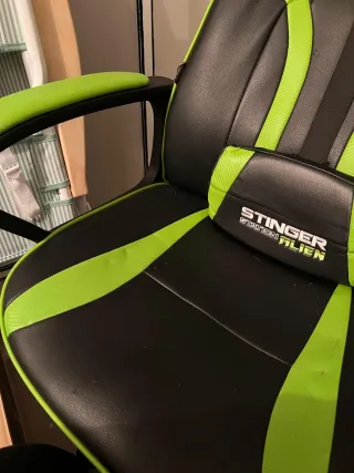 Silla Gamer STINGER Negra y Verde