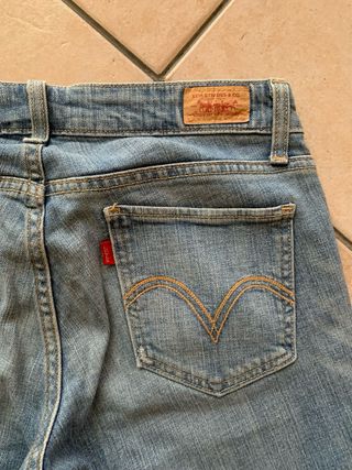 Jeans Levi's 524 Superlow Boot Cut W28