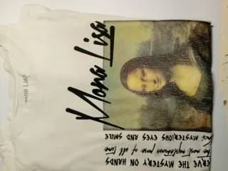 Camiseta Mona Lisa Pull&Bear Talla S