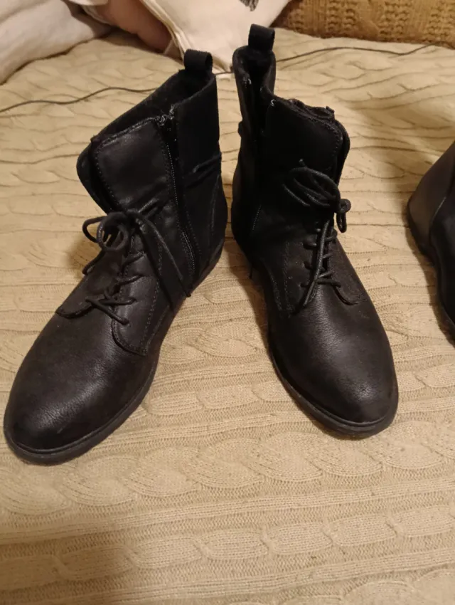 Botas de mujer negras varios numeros