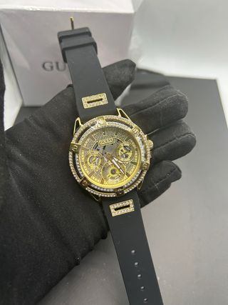 Reloj Guess Dorado y Negro con Cristales