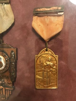 Medalla Antigua Colegio de San Francisco Javier