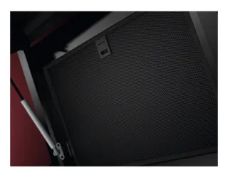 Campana extractora negra