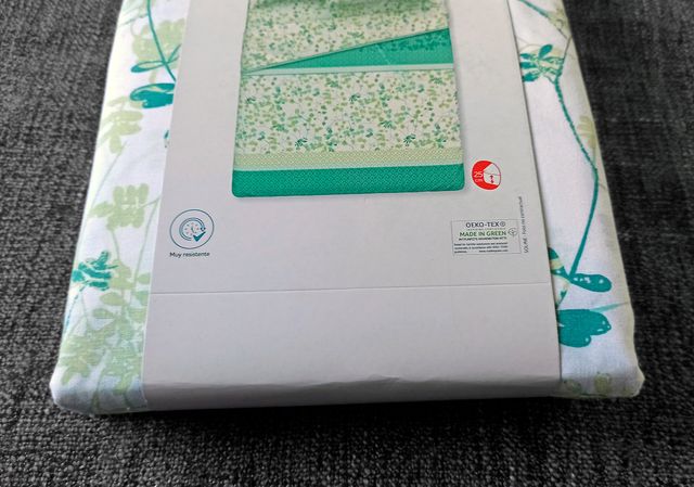 Set di lenzuola per letto matrimoniale 180 (NUOVO E DA PROVARE)