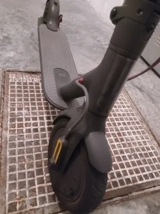 Patinete Eléctrico Xiaomi M365