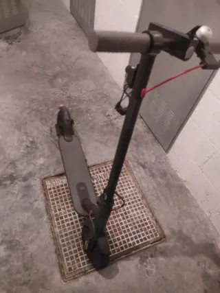 Patinete Eléctrico Xiaomi M365