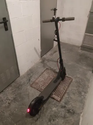 Patinete Eléctrico Xiaomi M365