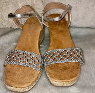 Sandalias  plateadas talla 40