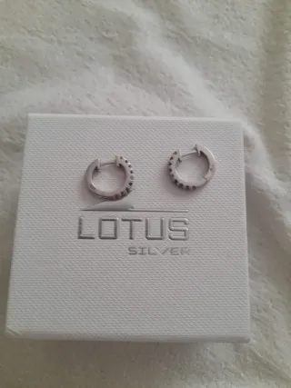 Pendientes Lotus Silver Aro Circonitas