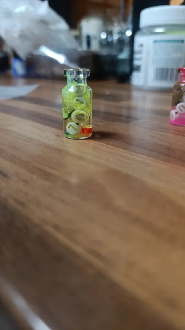 Botellas de cera de gel decorativas