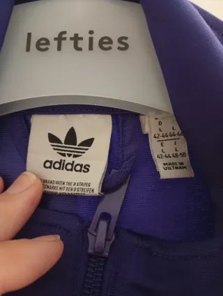 Chaqueta Adidas Morada Original talla L