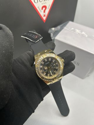 Reloj Guess Dorado y Negro