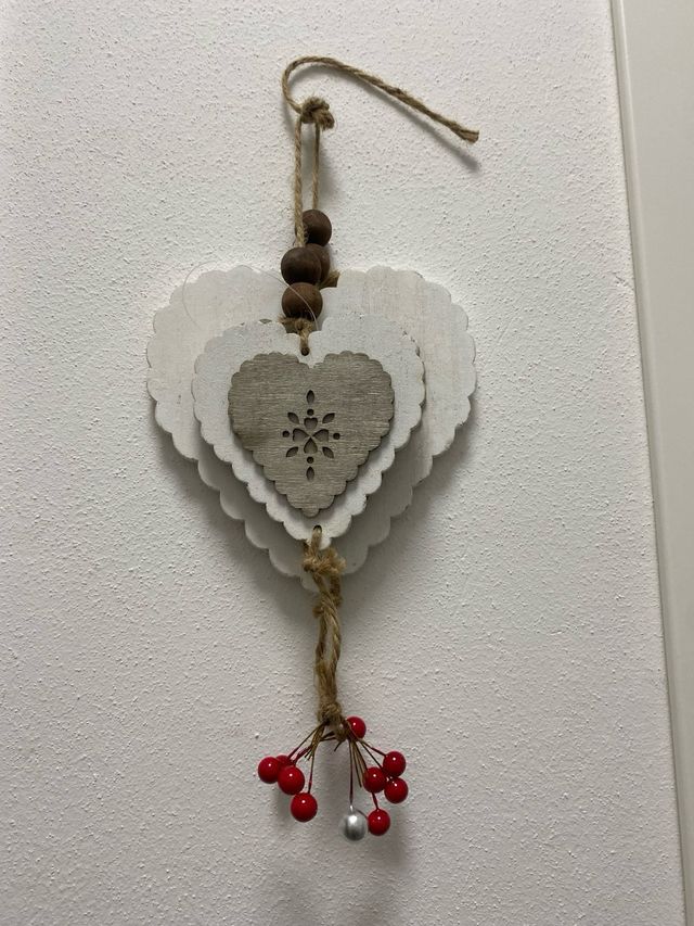 Decorazione Cuori in Legno HOME