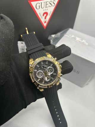 Reloj Guess Dorado y Negro