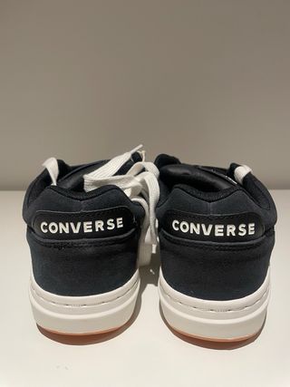 Zapatillas Converse Talla 45 Negras y Blancas