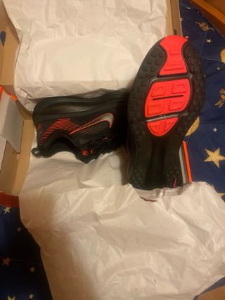 Nike Vomero 18 Talla 47.5 Nuevas