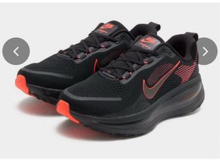 Nike Vomero 18 Talla 47.5 Nuevas
