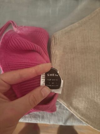 Top de bikini tejido con tiras