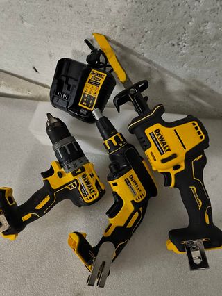 Dewalt Taladro, Sierra Sable y Atornillador