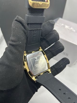 Reloj Guess GW0500G1 Negro y Dorado