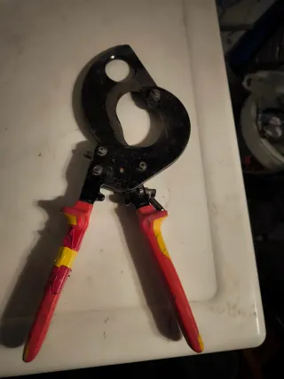 Cortacables profesional 1000V