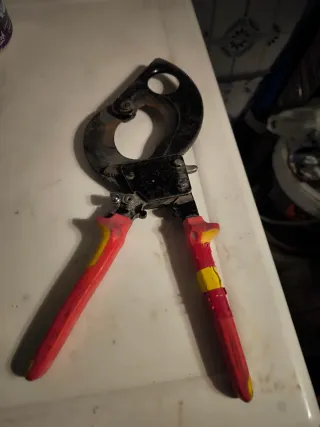 Cortacables profesional 1000V