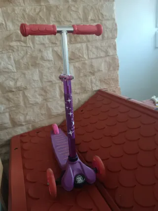 Patín infantil 3 ruedas morado