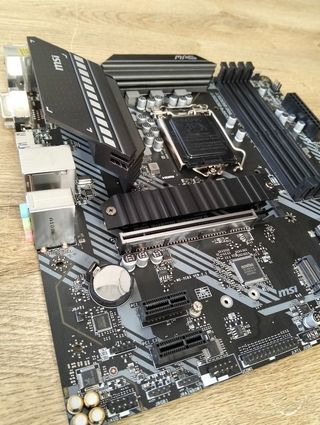 Placa Base MSI MAG B460M Bazooka mATX LGA1200