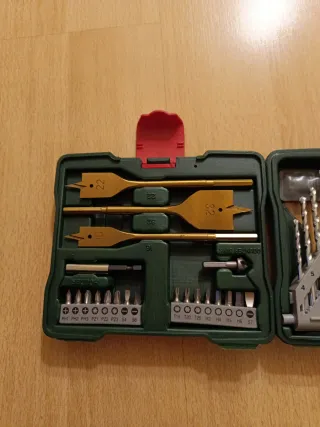 Maletín Bosch X40Ti Brocas y Puntas