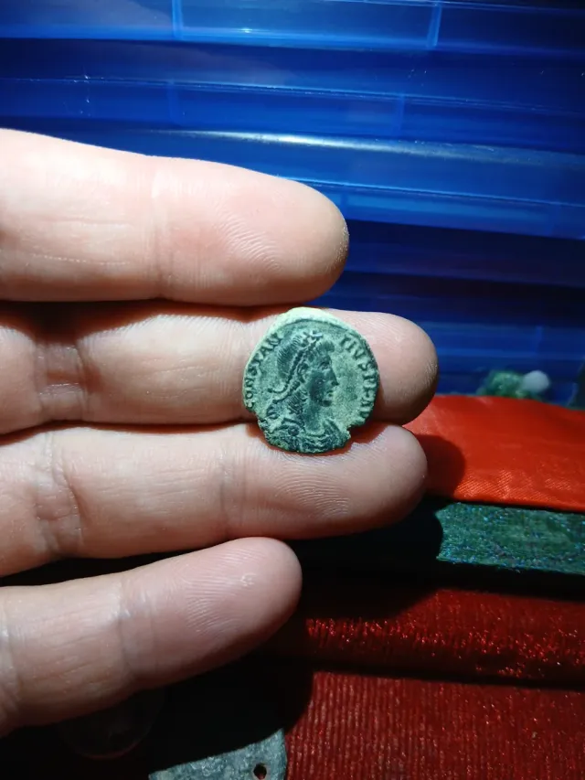 Moneda Romana Mayorina